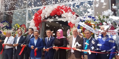 Seramiksan’ın Yeni Showroom’u Kepez Yapı Market Açıldı